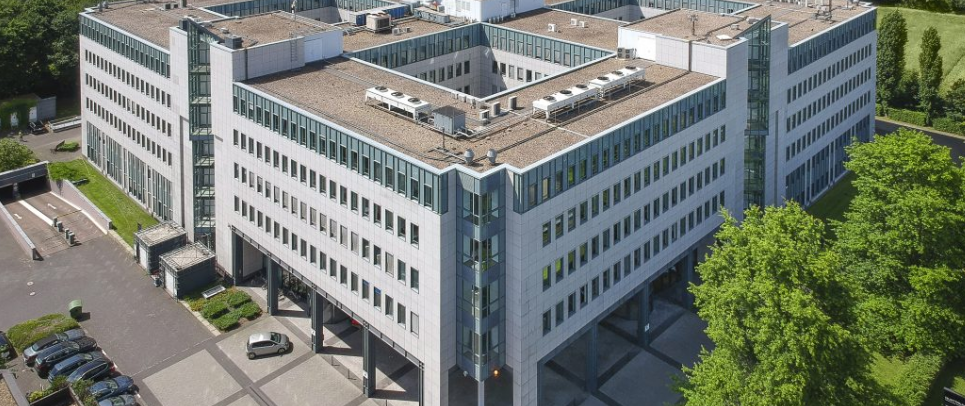 publity erreicht erneut Vertragsverlängerung bei Büroimmobilie Quattrium bei Düsseldorf